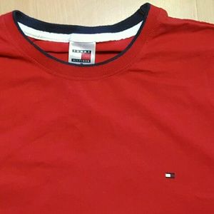 Tommy Hilfiger Adult Medium Red Shirt Sm Flag